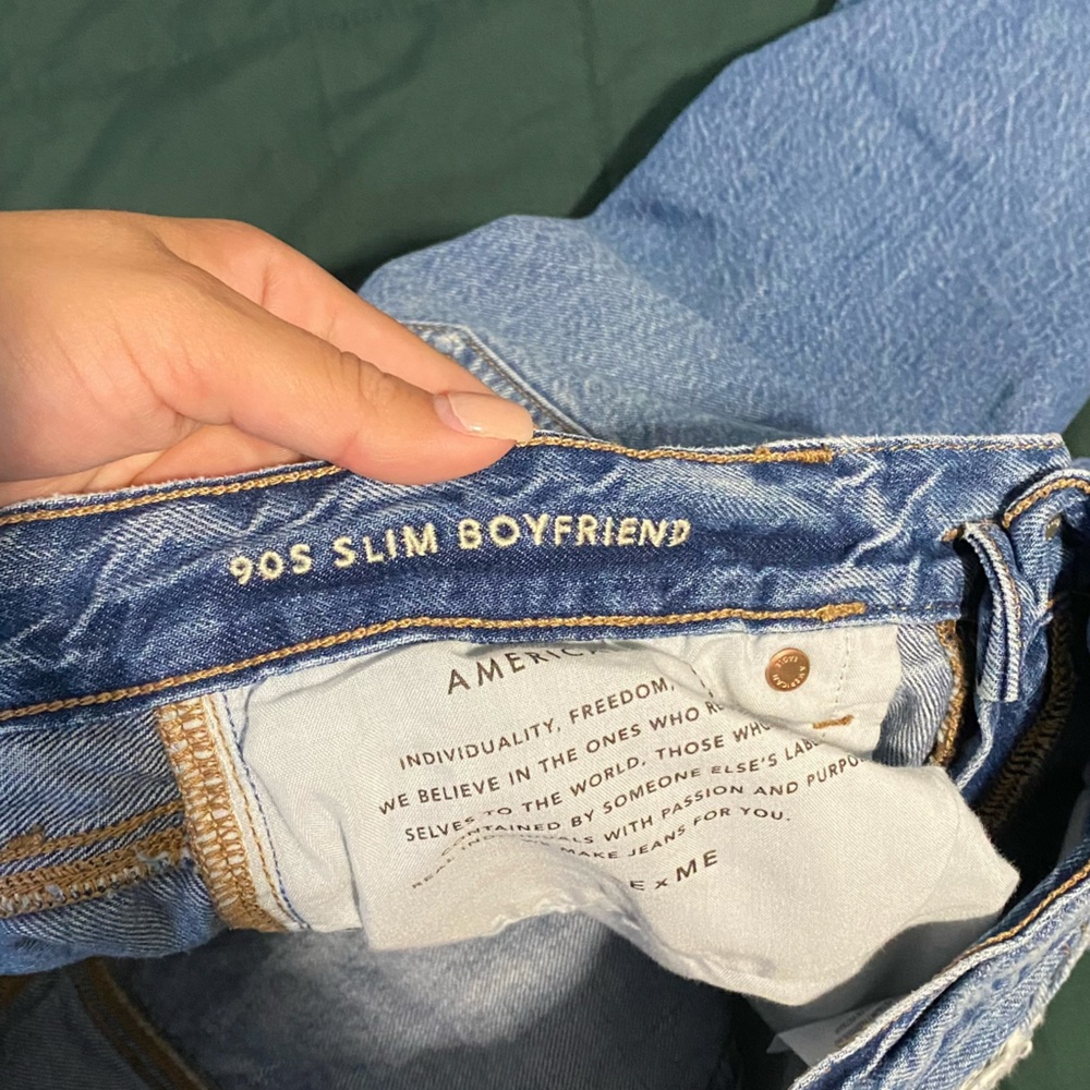 American Eagle Outfitters Blue Distressed Jeans - Picture 3 of 3